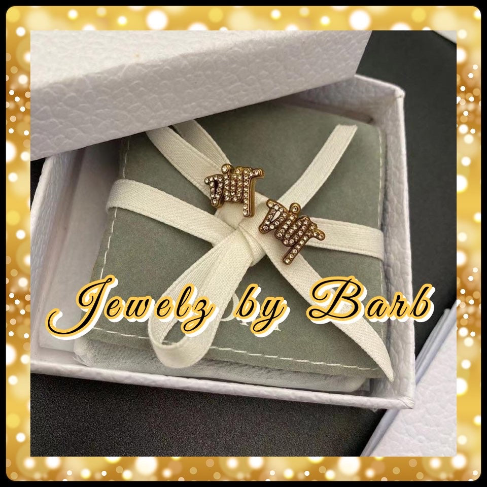 LUX COLLECTION STUD EARRINGS