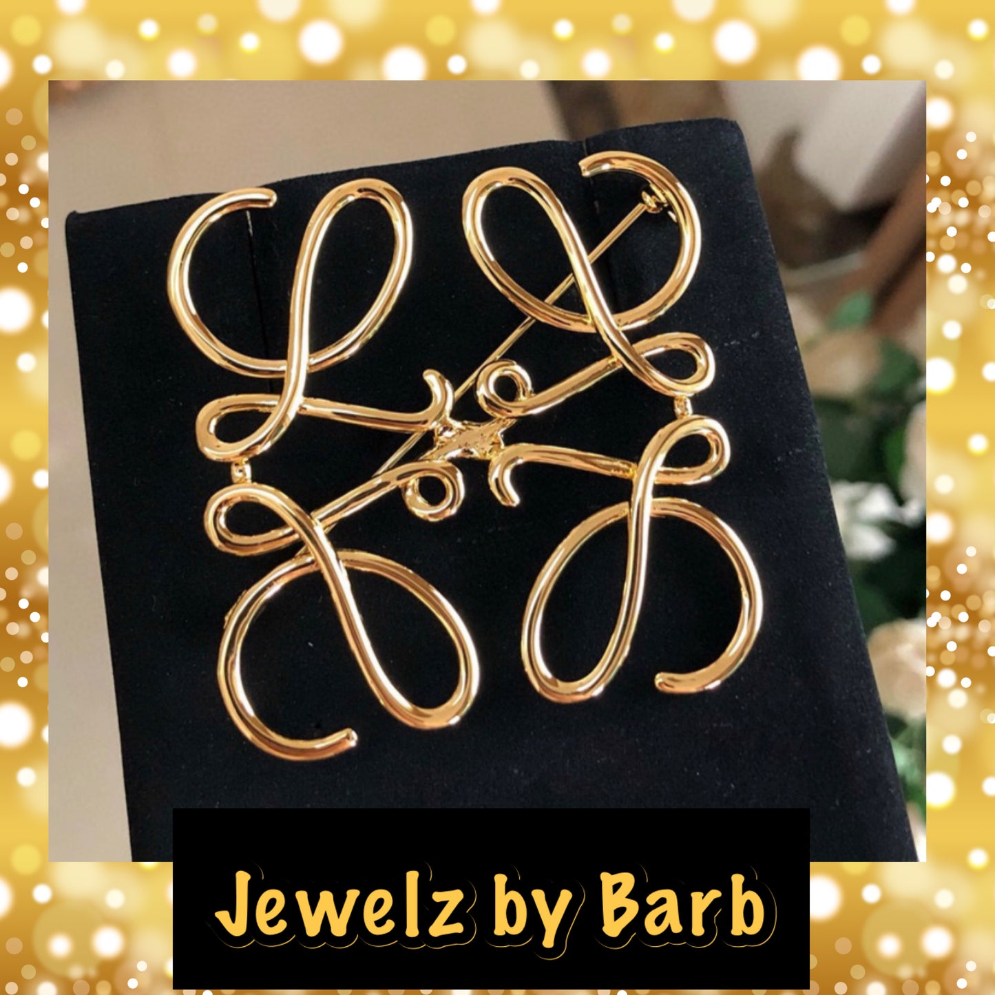 LUX COLLECTION GOLD BROOCH