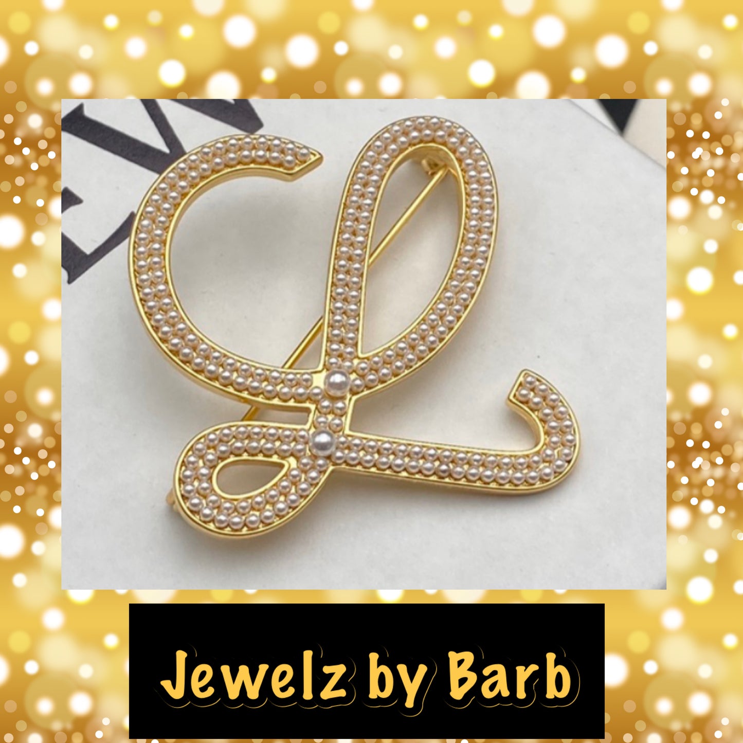 LUX COLLECTION GOLD & PEARL BROOCH
