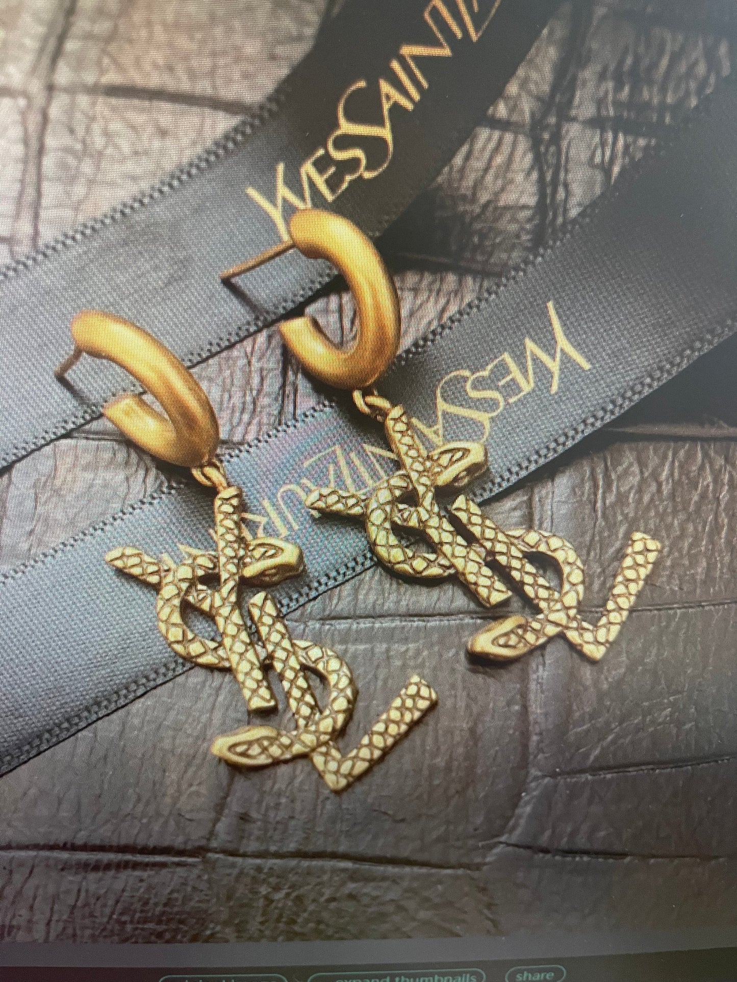 LUX COLLECTION GOLD EARRINGS